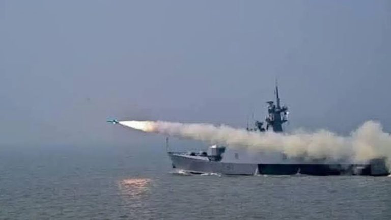 বঙ্গোপসাগরে নৌবাহিনীর বার্ষিক সমুদ্র মহড়া সমাপ্ত